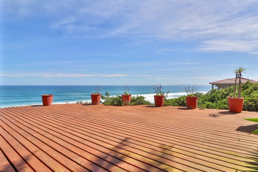 10 Bedroom Property for Sale in Dana Bay Western Cape